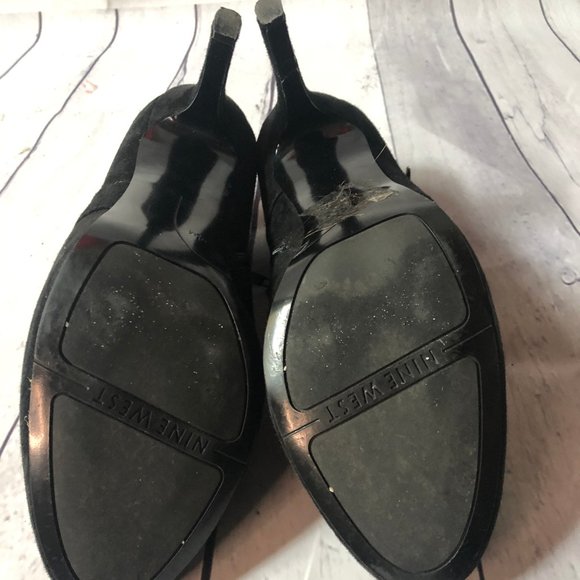 Nine West Black Suede Boot Size 9.5M - Picture 9 of 9